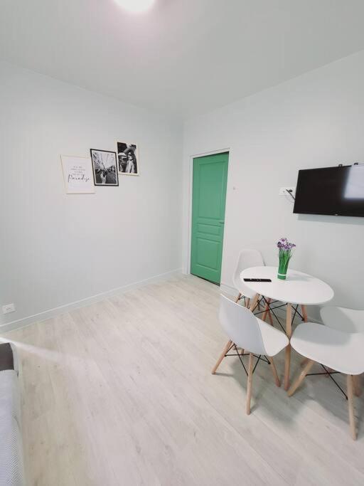 Appartement Proche St Denis "Appart 3" П'єррфітт-сюр-Сен Екстер'єр фото